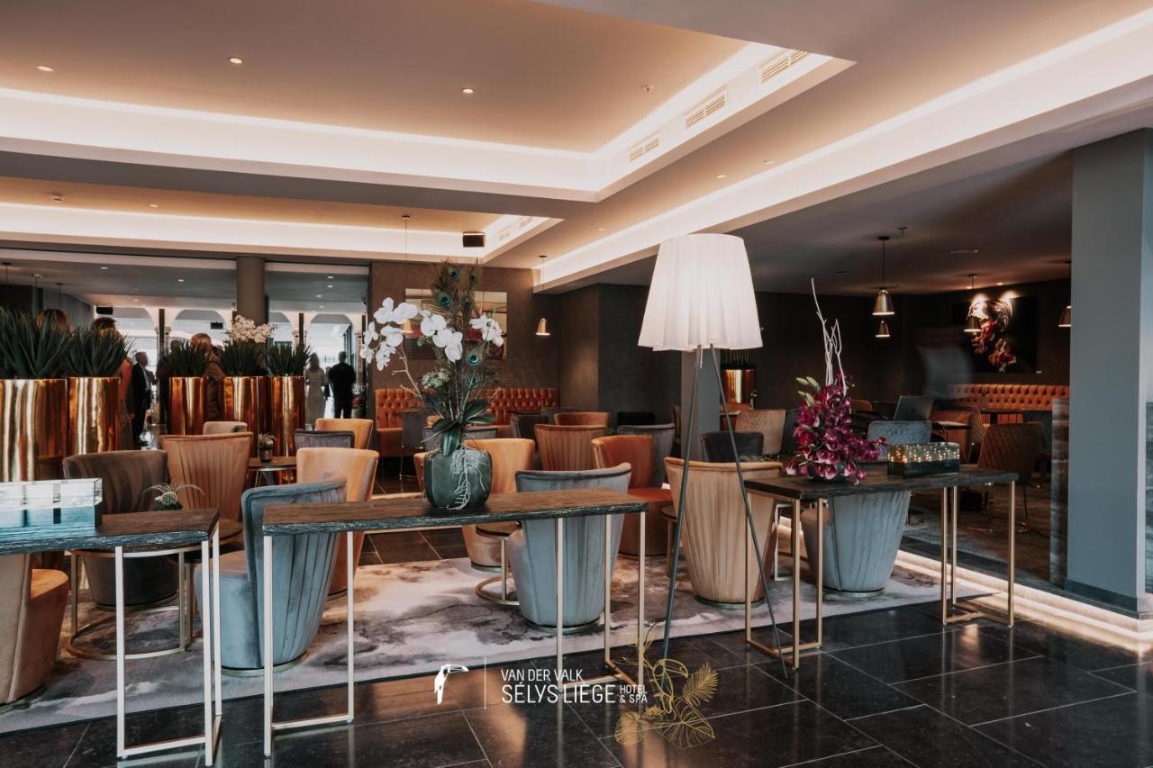 เล กงต์ เดอ เมียง Hotel เลียจ ภายนอก รูปภาพ