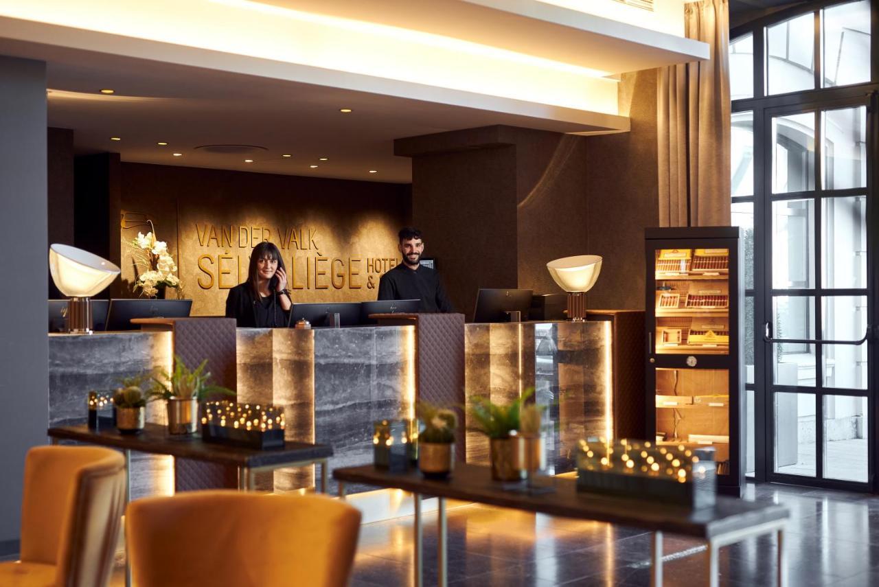 เล กงต์ เดอ เมียง Hotel เลียจ ภายนอก รูปภาพ