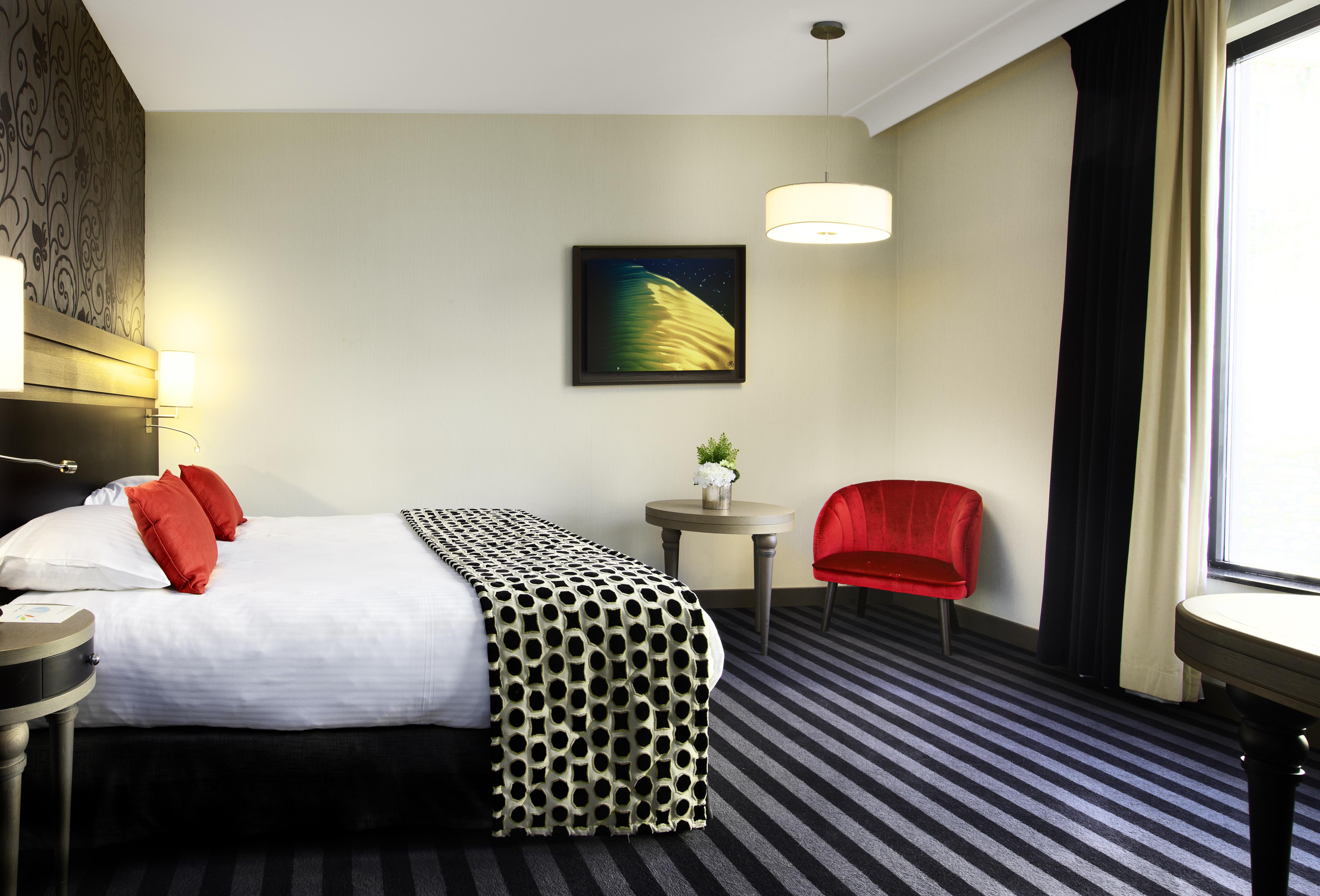 เล กงต์ เดอ เมียง Hotel เลียจ ภายนอก รูปภาพ